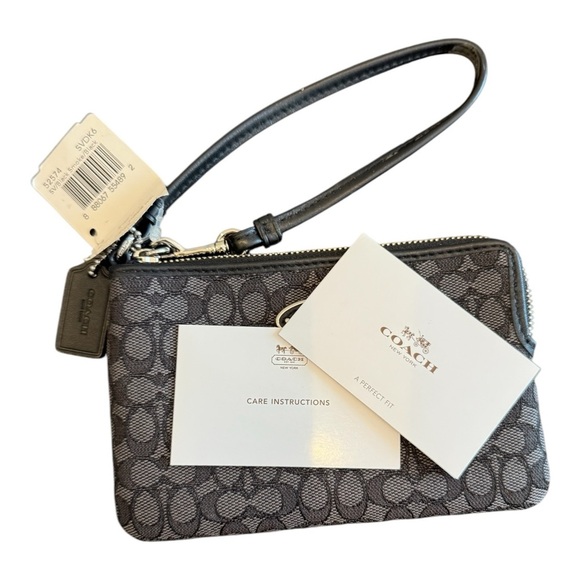 Coach Signature Wristlet – Black Smoke – NWT – Style S2574 - Picture 3 of 5